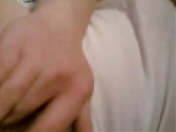 Algerian girl with a hairy pussy masterbating