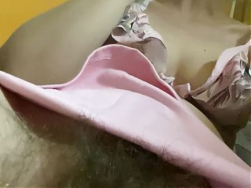 Smoking hairy pussy 