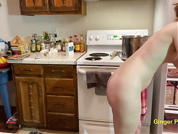 Behold the Weird. Ginger PearTart is Naked in the Kitchen Episode 88